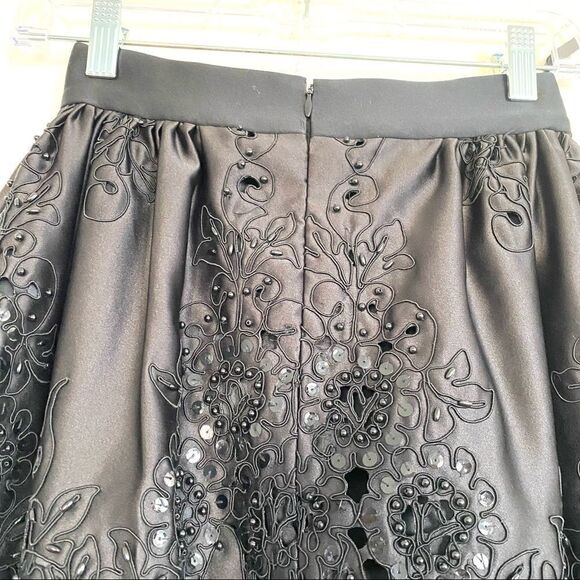 EDWARD ACHOUR FOLA MESH EMBROIDERED Tulip Midi skirt - Picture 6 of 9